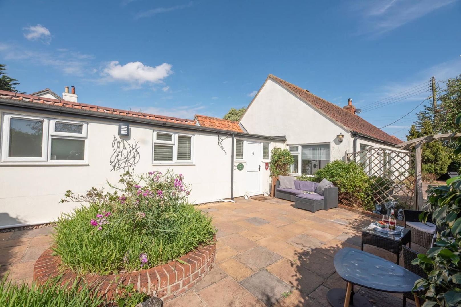 Saxon Cottage, Friston Экстерьер фото